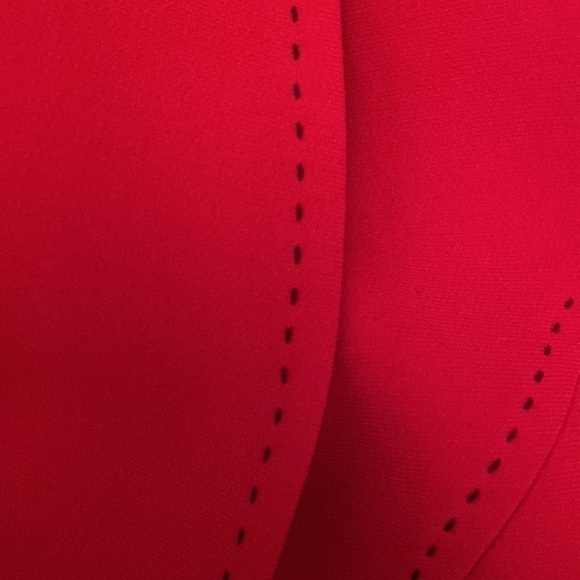 Tahari lipstick red rayon/ polyester blazer with black leather belt.Size 10. - Picture 5 of 10